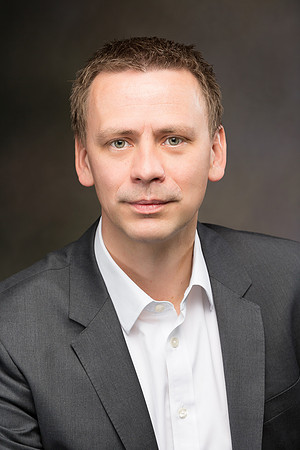 HEADSHOTS-Kristian-WebSize-4